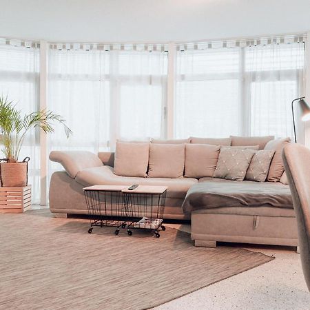 Central Apartment - Culture & Nightlife In One فيسب المظهر الخارجي الصورة